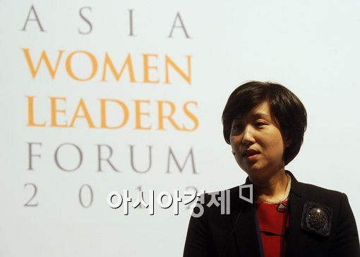[포토]2012 아시아 여성리더스포럼에 참석한 김용아 맥킨지 파트너 