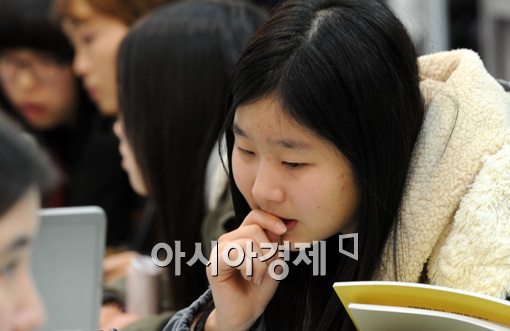 [포토]다가오는 봄에 웃을 수 있을까요?