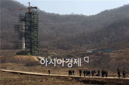 北로켓 성능 입증… 이젠 핵실험 긴장감