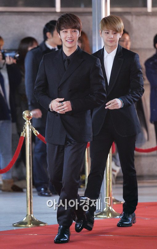 [포토]이기광-양요섭, 女心 힐링할 기세~