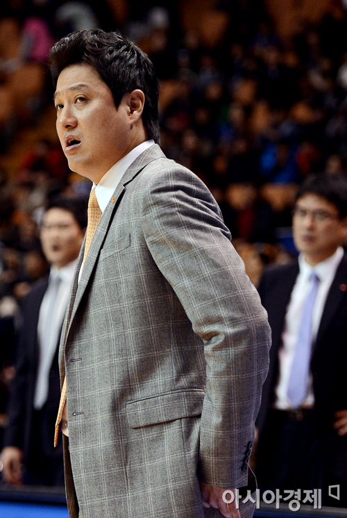 [포토] 문경은 감독 '판정이 마음에 안드네'