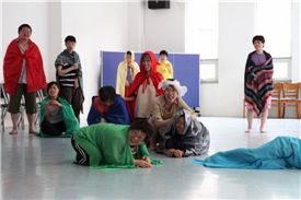 태광그룹, 발달장애인 연극 '한 여름밤의 꿈' 후원