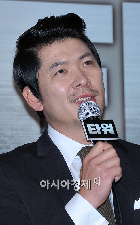 [포토]'타워' 김상경, "고생 많이하며 찍었습니다"