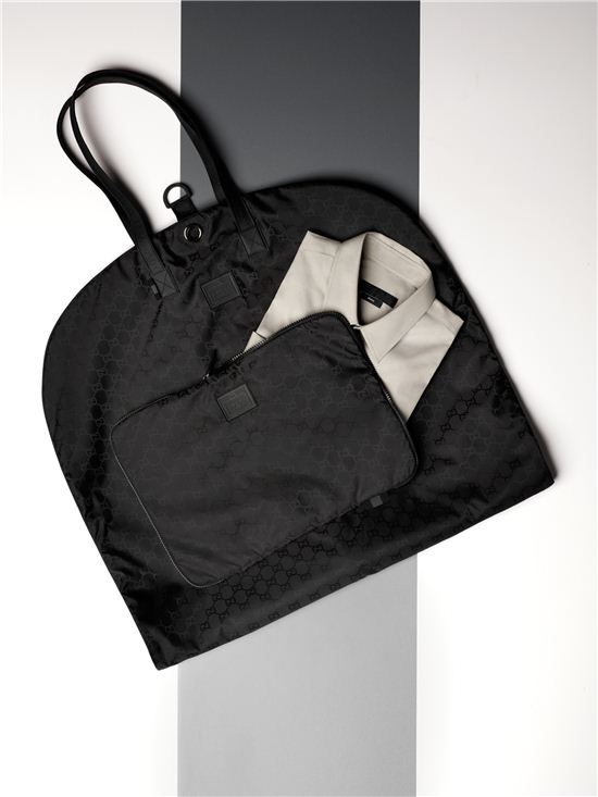 낭만은 흑백이다, 겨울行···'구찌 비아찌오' 라인