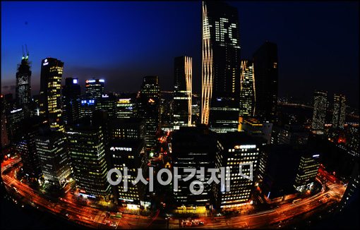 [포토]2012년 여의도 증권가의 밤