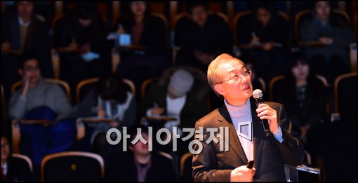 [포토]세계무역기구(WTO)차기 사무총장 도전의사 밝힌 박태호 통상교섭본부장