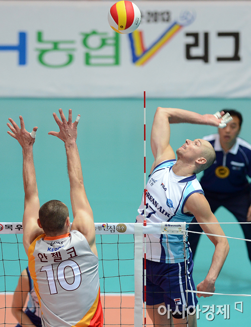 [포토] 마틴 '안젤코, 최고를 가려보자'