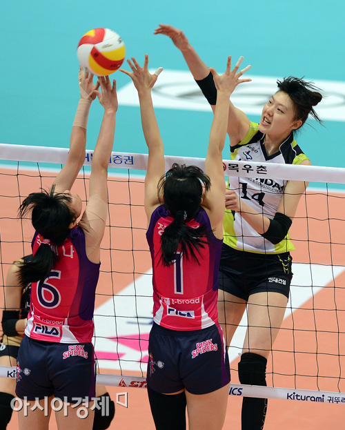 [포토] 양효진 '높이로 승부한다!'