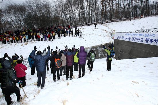 서초구, 우면산서 해맞이 행사 가져 