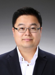 2013년 1월의 '과학기술자상'에 김선국 경희대 교수