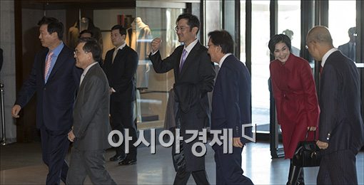 [포토]삼성그룹 시무식 참석하는 이재용 부회장