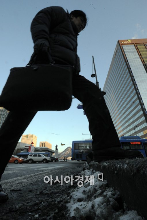 [포토]계사년 첫 출근! 힘찬 발걸음!