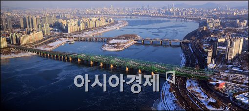 [포토]결빙된 한강철교 일대