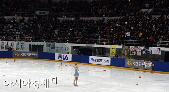 김연아, 실수 딛고 女 싱글 쇼트 압도적 1위