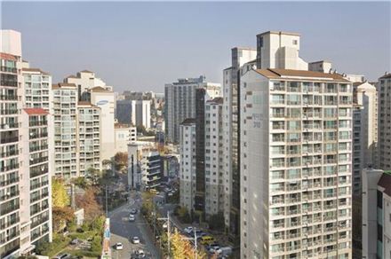 서울의 한 아파트 단지 모습