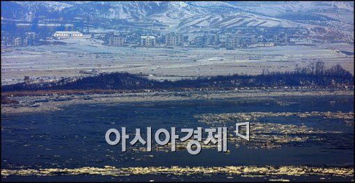 [포토]자욱한 안개 속 북한