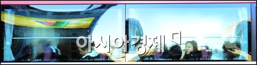 [포토]다시 찾아온 강추위, 서리 낀 버스