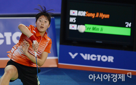 [포토] 빅터코리아오픈, 이민지 '넘어갔나'