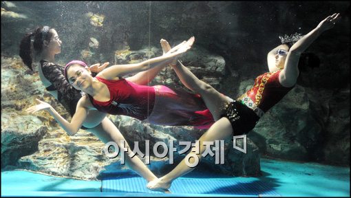 [포토]수중 뮤지컬 '인어공주 이야기'