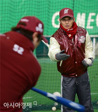 '염경엽 호' 전진, 추위·먼지도 잊었다