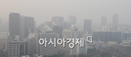 [포토]겨울 안개 깔린 서울 도심 