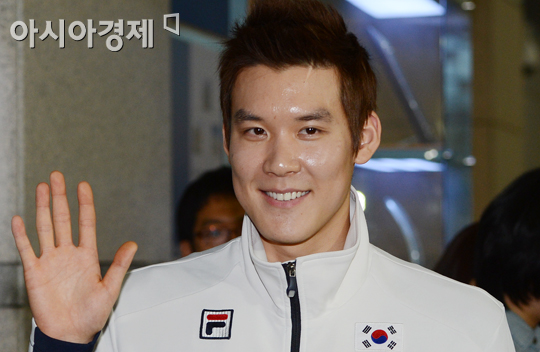 [포토] 태환의 인사