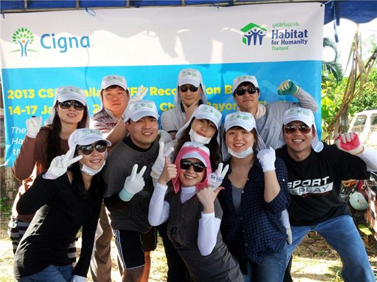 라이나생명, 태국서 사랑의 집짓기 봉사활동