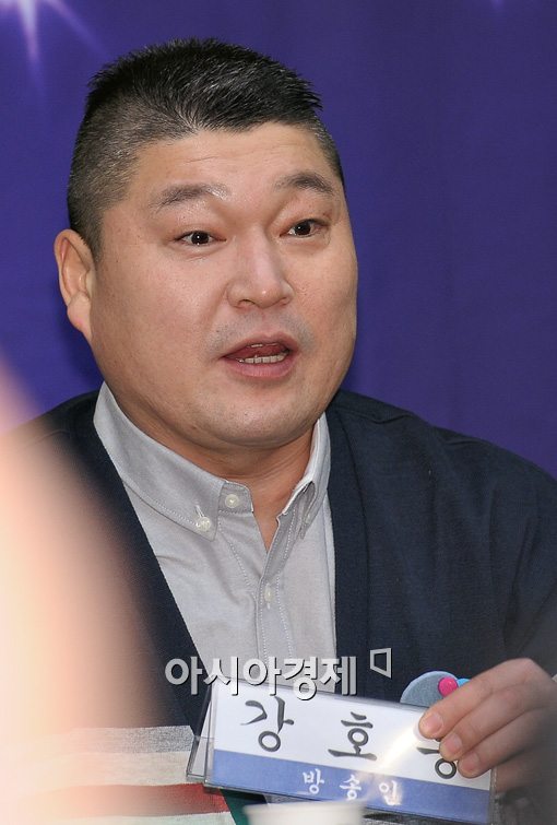 KBS 예능 복귀 강호동 "낯설음과 고민, 제작진을 믿고 출연"