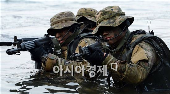 '바다의 최강자' 해군 특수전여단