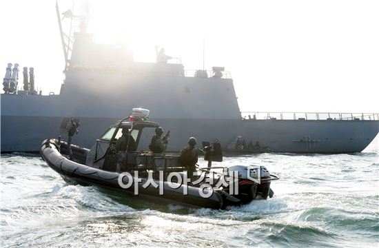 '바다의 최강자' 해군 특수전여단
