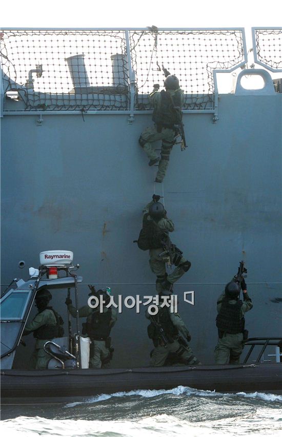 '바다의 최강자' 해군 특수전여단