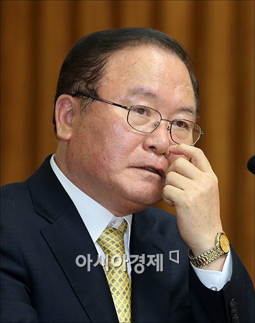 [포토]답변하는 이동흡 후보자