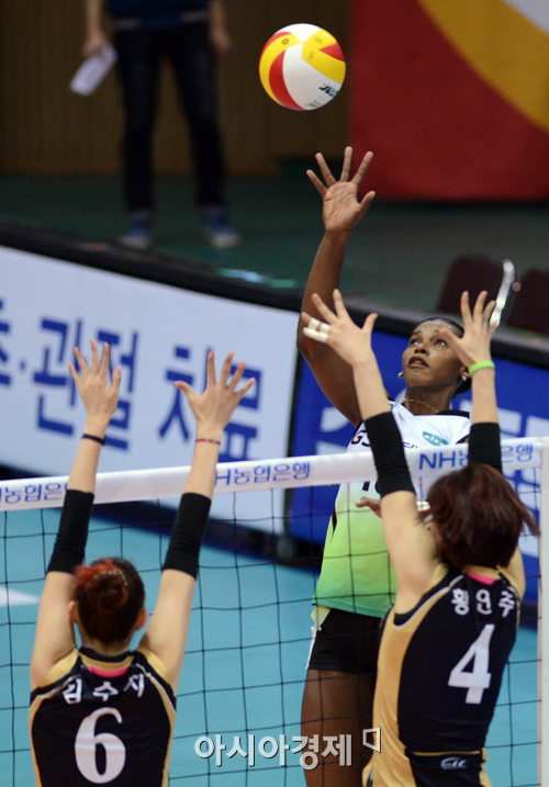 [포토] 베띠 '강스파이크를 받아라'