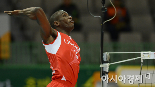 [포토] 까메호 '무자비한 스파이크!'