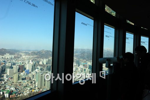 [포토]오랜만에 만나는 파란 서울 하늘 