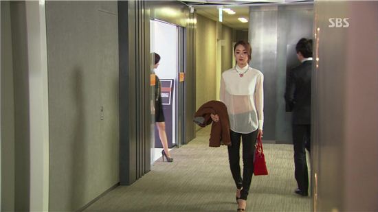 '청담동 앨리스' 소이현, 그 가방 뭐지?