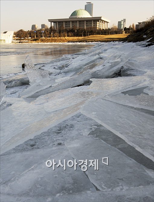 [포토]갈라진 국회