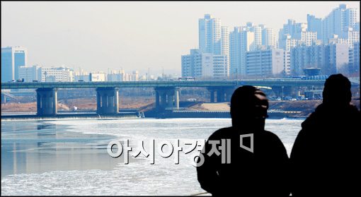 [포토]다시 얼어붙은 한강
