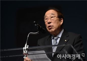 박용성 회장 "레슬링, 2020년 올림픽 진입 가능성 희박"