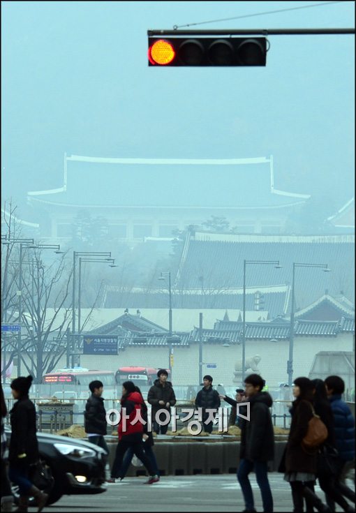 [포토]빨간 불 속 청와대