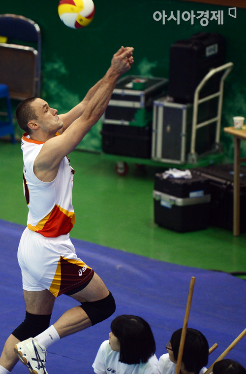 [포토] 안젤코 '살려냈어!'