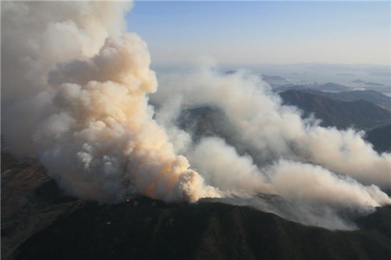 영남권 산림헬기 봄철산불조심기간 비상근무