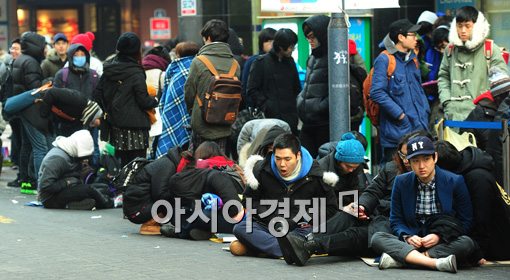 [포토]"럭키백은 언제쯤 내 손에"
