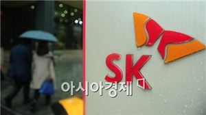 "한화에 이어 SK도···재계가 휘청거린다"