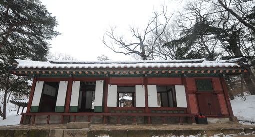 정조가 화성행궁 직전 총신과 측근을 불러 격려했다고 전해진다.