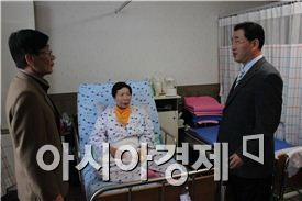 광주·전남 경찰청장, 투병중인 경찰관 위문