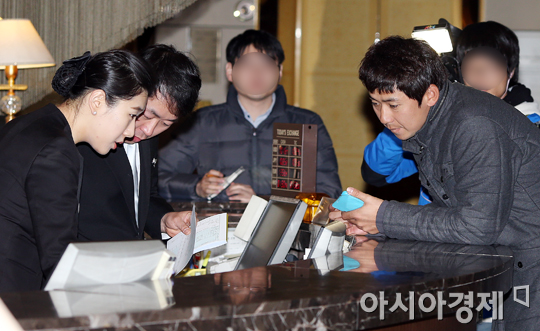 [포토] 윤희상 '제 방은 몇호실인가요~'