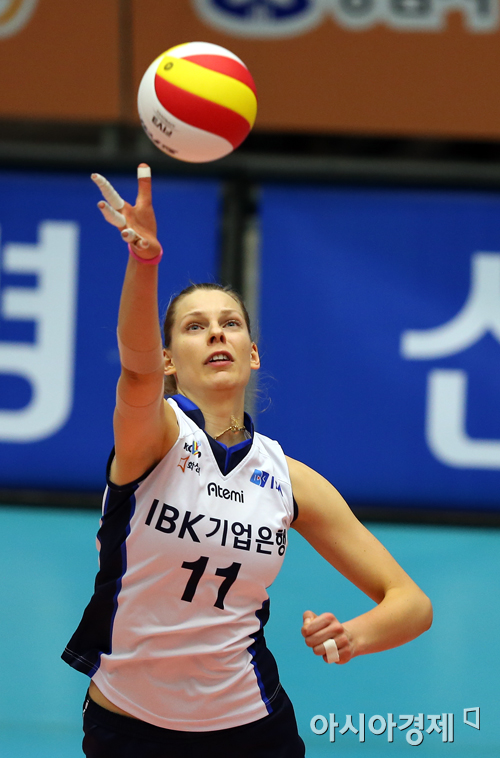 [포토] 공격 시도하는 알레시아