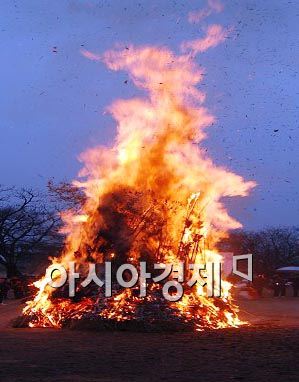 순천 낙안읍성 정원대보름 민속한마당 큰잔치 개최