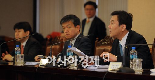 [포토]신제윤 "북핵실험 국내 경제 끼칠 영향 미미"